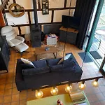 בית נופש La Colline *